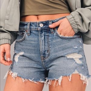 Abercrombie Curve Love Mid rise mom jean shorts